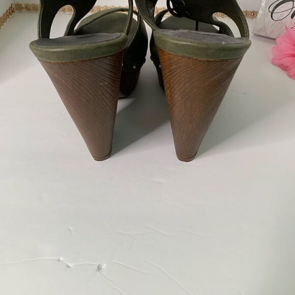 Guess sandals - Picture 3 of 9